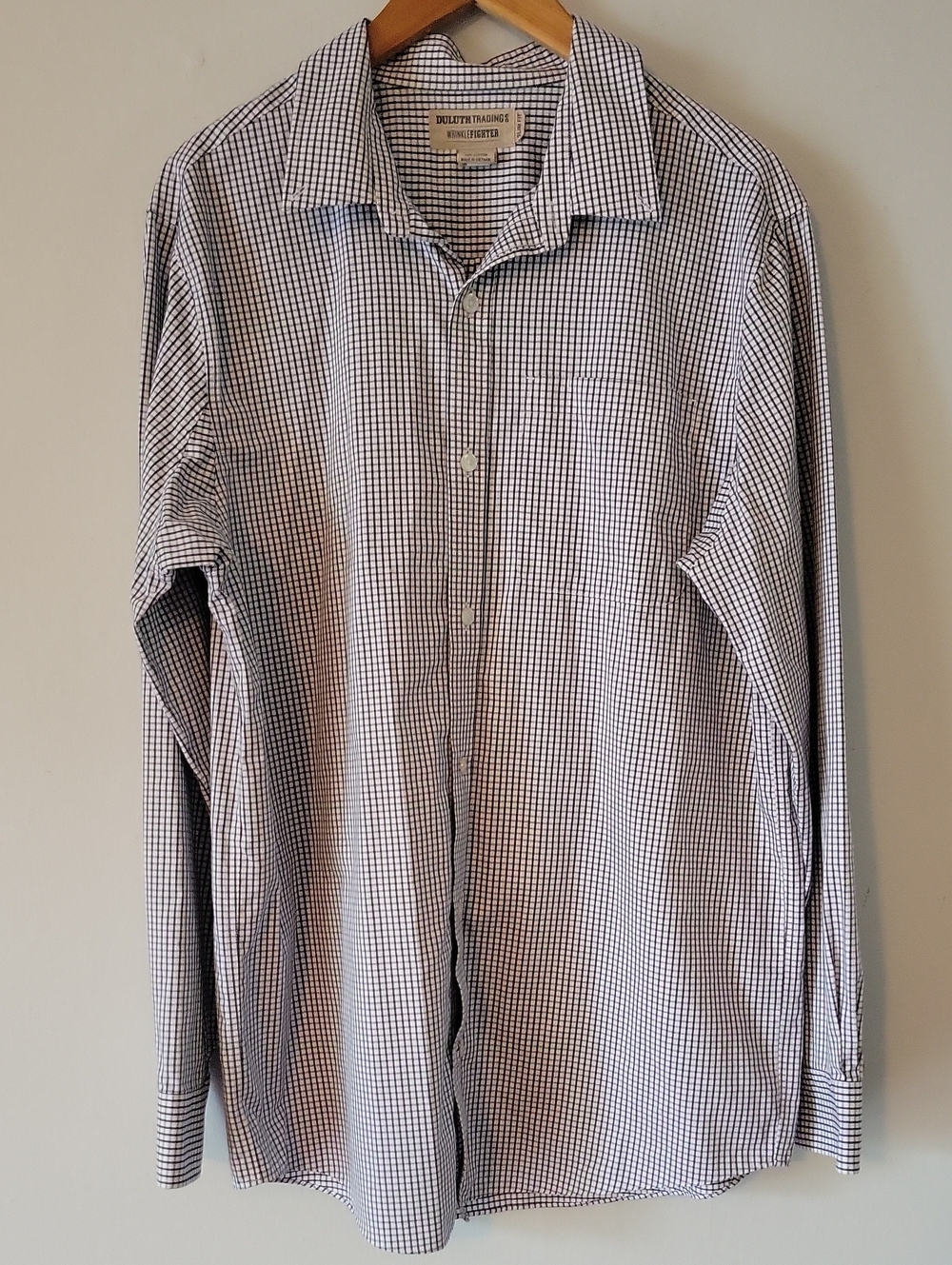 Duluth Trading Co Men’s Long-Sleeve Check Button-Down Shirt - White & Navy